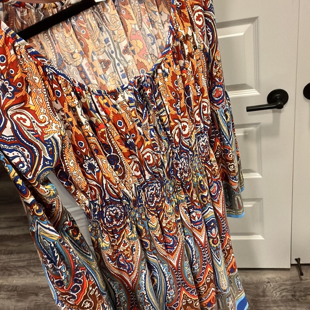 Dress - Picture 5 of 5